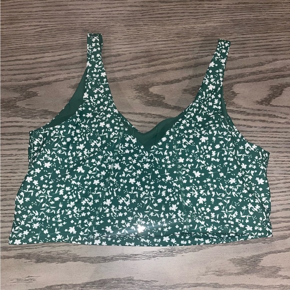 Old Navy, PowerSoft XL Workout Top - Picture 2 of 4